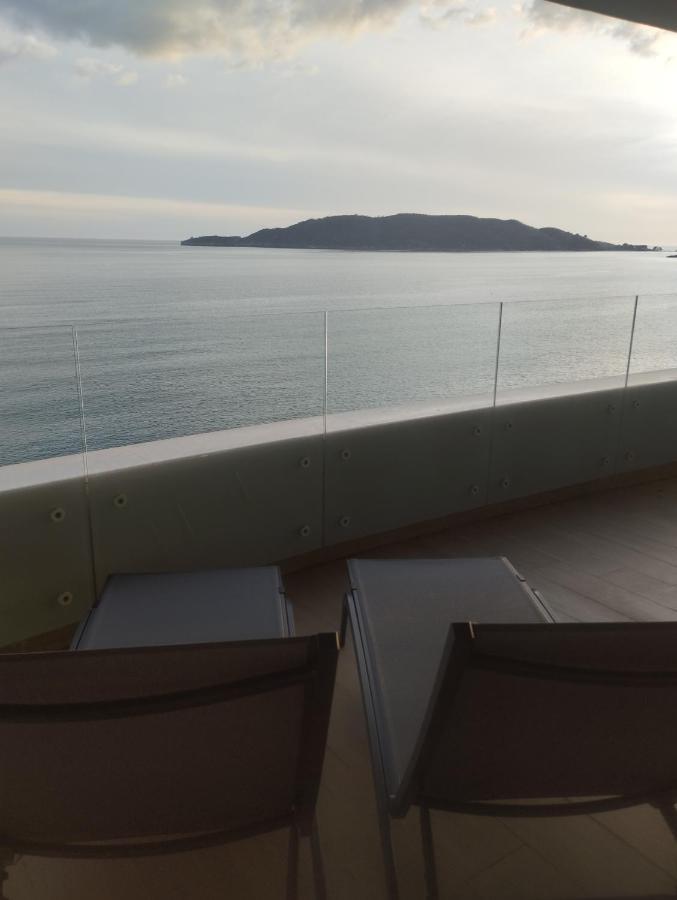 Beachfront Luxury Apartment Budva Ngoại thất bức ảnh