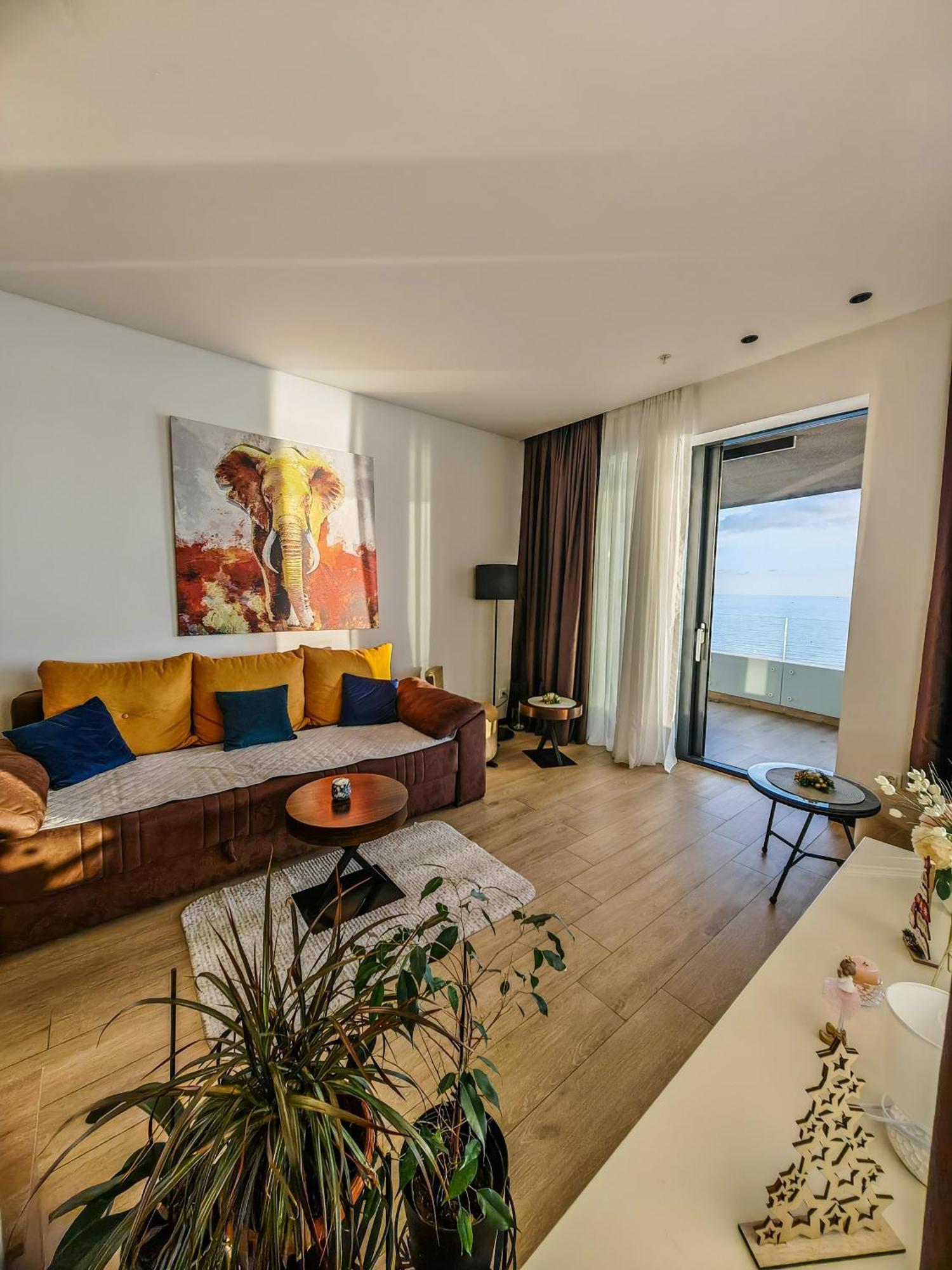 Beachfront Luxury Apartment Budva Ngoại thất bức ảnh