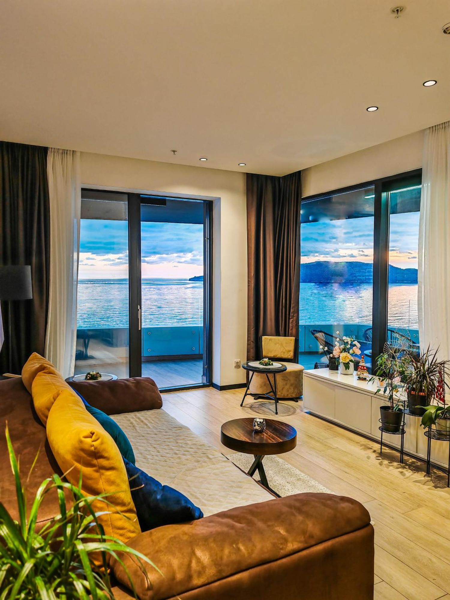 Beachfront Luxury Apartment Budva Ngoại thất bức ảnh
